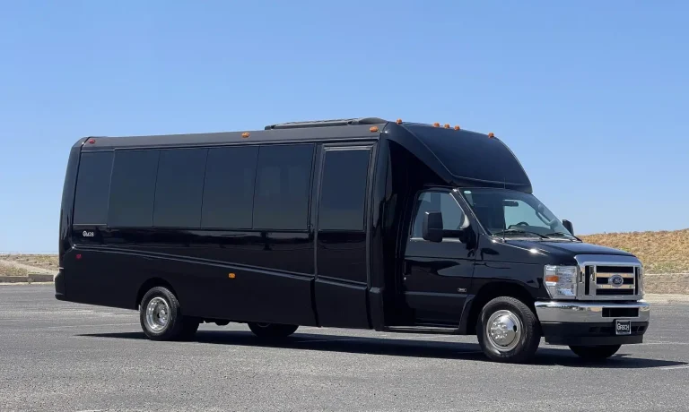 Cobourg Airport Taxi - 24 bus
