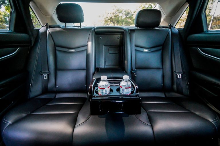 cadillac-xts-sedan-interior-seats